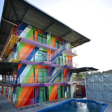Bahagia Villa Kuah Exterior photo
