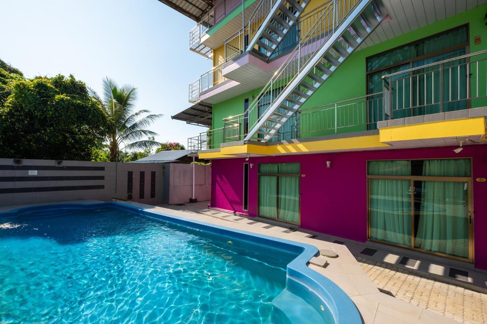 Bahagia Villa Kuah Exterior photo